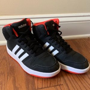 Adidas Hoops 2.0